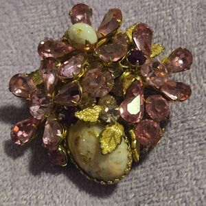Vintague Elegant Pink and Gold Floral Brooch
